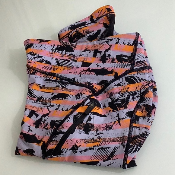 Lululemon Athletica Speed Up Crop 21” Inversion Multi color tight leggings SZ 6 - Picture 14 of 15